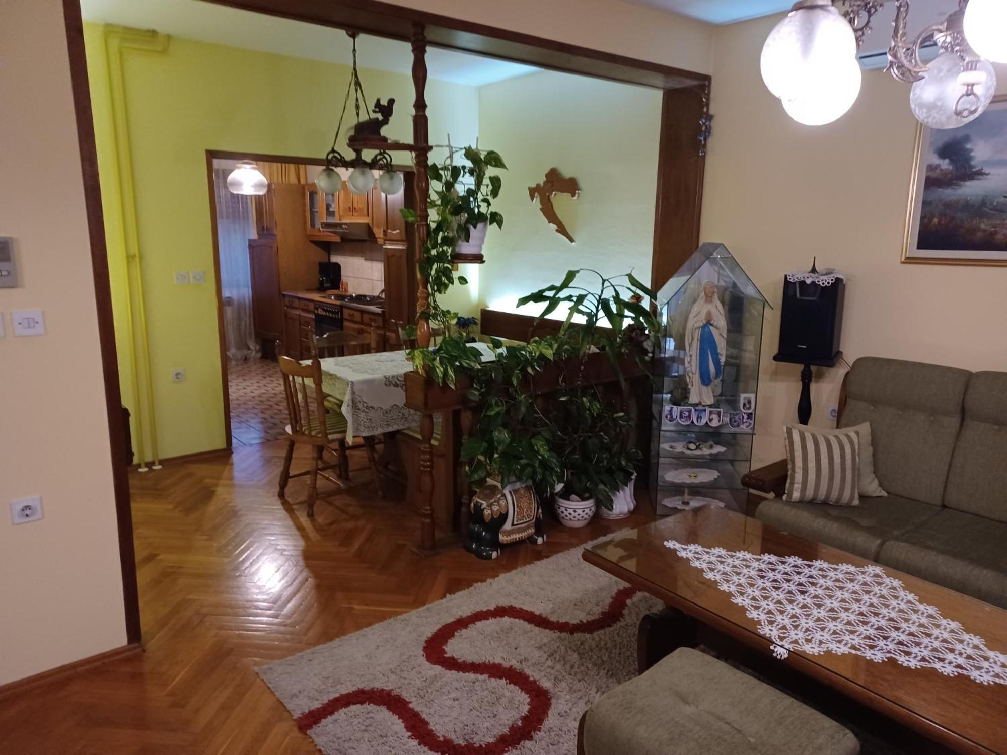 Apartmani La Sa Osijek Habitación foto